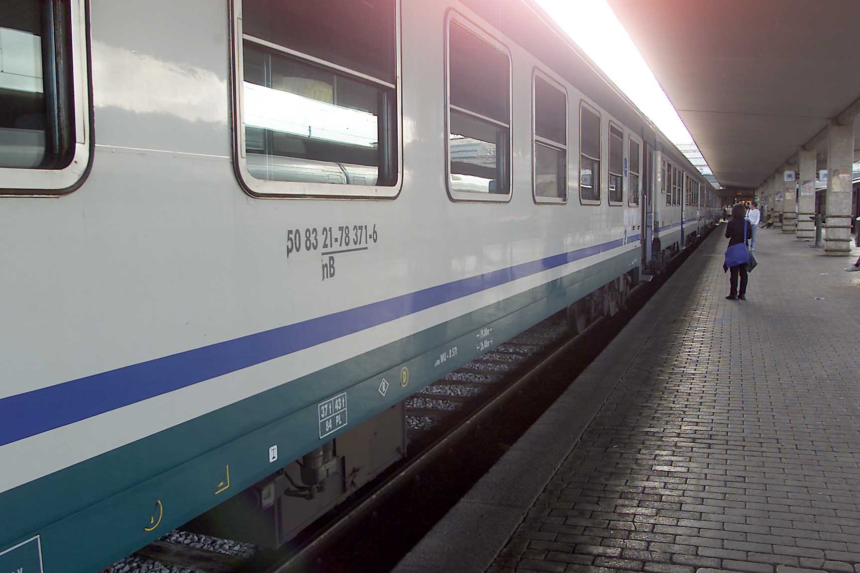 Incidente mortale sulla Arezzo-Chiusi: disagi sulla linea ferroviaria