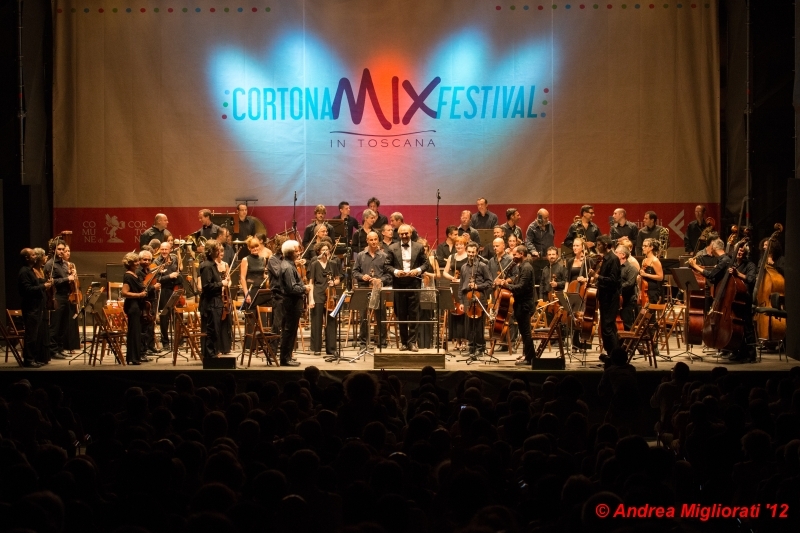 Cortona Mix: successo anche per Bollani e l'Orchestra della Toscana
