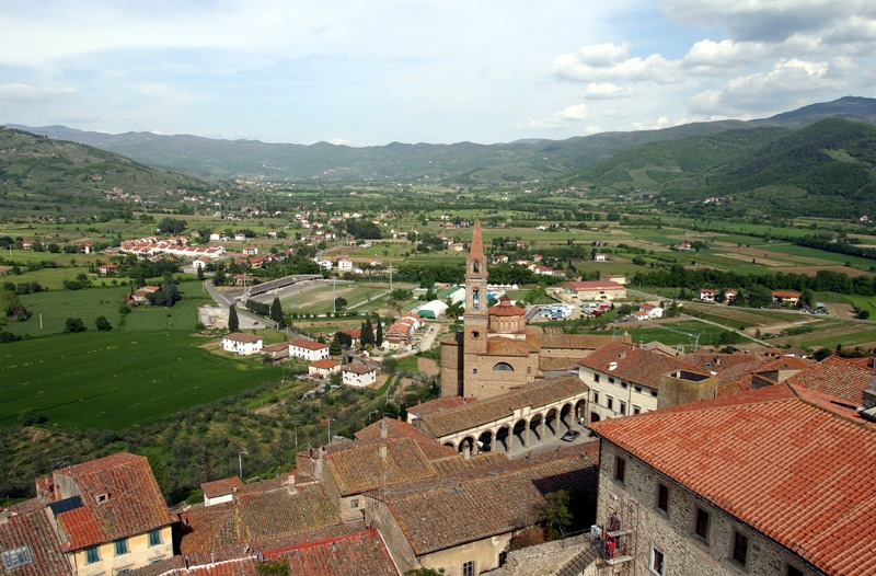 Settore turistico, due strutture 'abusive' scoperte dai Vigili a Castiglion Fiorentino
