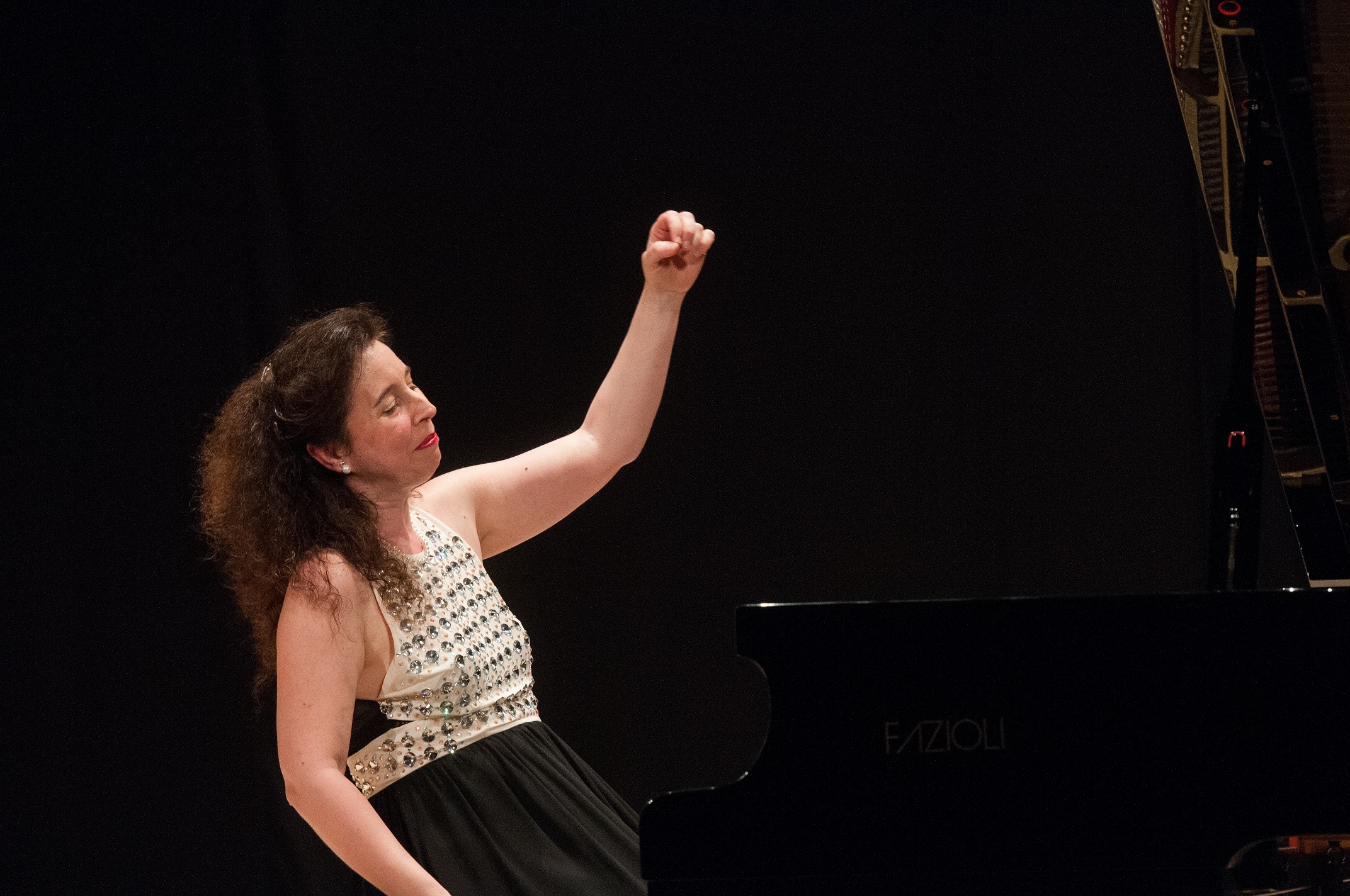 A Cortona il Trasimeno Music Festival con la pianista Angela Hewitt